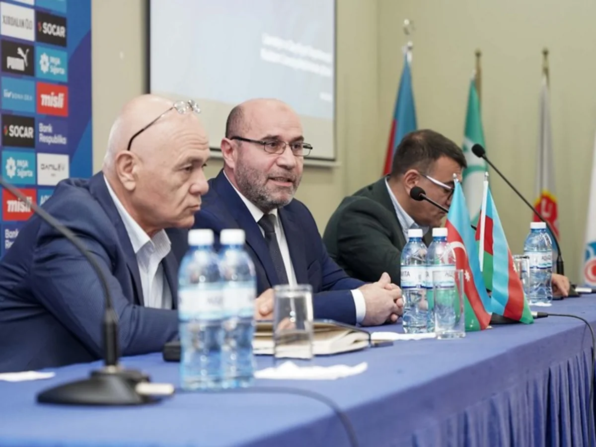 AFFA Premyer Liqa klublarının maliyyə menecerləri üçün seminar təşkil edib