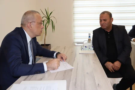 Zaur Mikayılov Xankəndidə vətəndaşlarla görüşüb