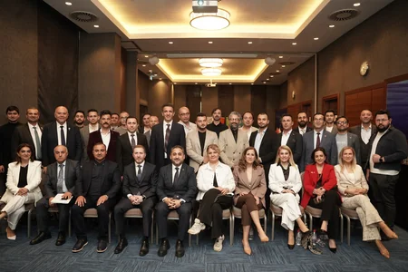 Azerbaijan showcases investment opportunities in Izmir