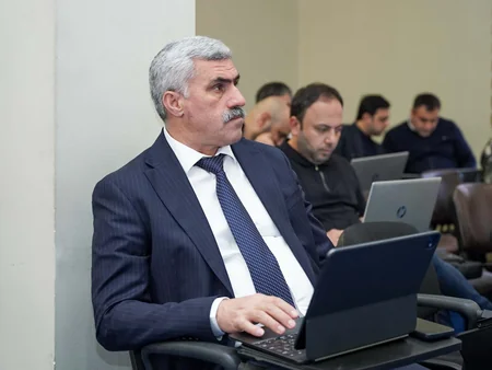 AFFA Premyer Liqa klublarının maliyyə menecerləri üçün seminar təşkil edib
