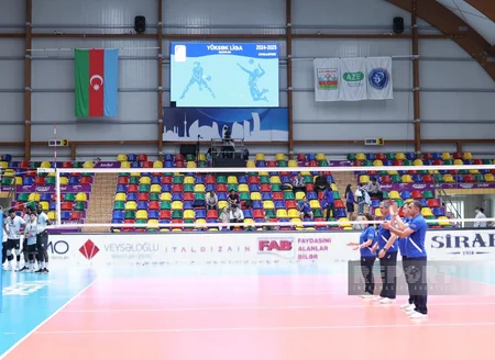 Neftçinin kişilərdən ibarət voleybol komandası ölkə çempionatında bürünc medal qazanıb