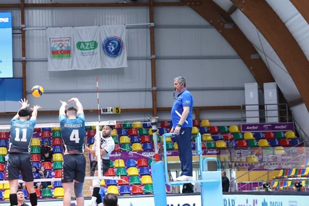 Neftçinin kişilərdən ibarət voleybol komandası ölkə çempionatında bürünc medal qazanıb