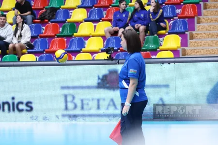 Neftçinin kişilərdən ibarət voleybol komandası ölkə çempionatında bürünc medal qazanıb