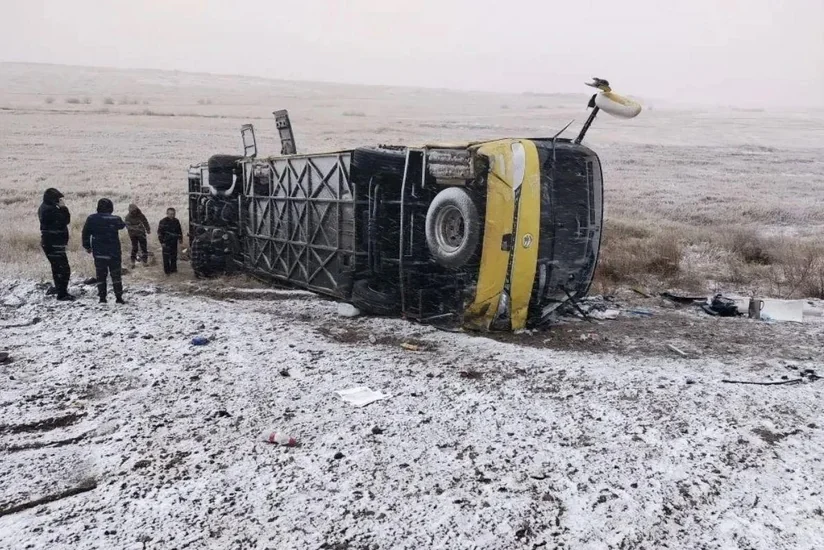 В РФ автобус с туристами из Китая попал в ДТП, два человека погибли