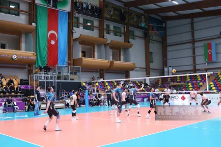 Neftçinin kişilərdən ibarət voleybol komandası ölkə çempionatında bürünc medal qazanıb
