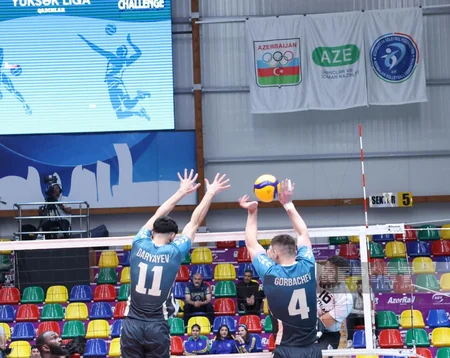 Neftçinin kişilərdən ibarət voleybol komandası ölkə çempionatında bürünc medal qazanıb