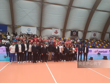 Qadın voleybolçular arasında Azərbaycan Yüksək Liqasının mükafatlandırma mərasimi keçirilib