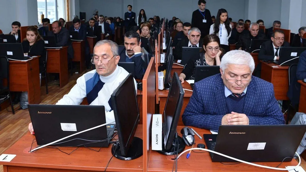 Növbəti ay direktorlar üçün ixtisas biliklərinin yoxlanılması üzrə test imtahanı keçiriləcək