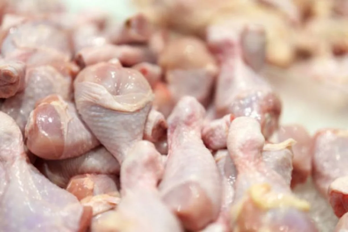 АПБА выявило сальмонеллу в куриной продукции из Украины
