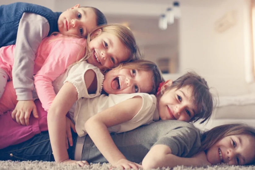 Azərbaycanda beşdən çox uşağı olan 3 minə yaxın qadın var