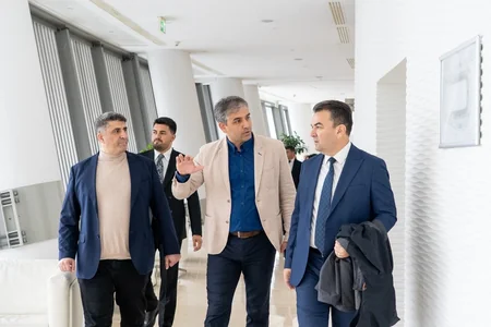 Şükrü Yılmazın rəhbərlik etdiyi nümayəndə heyəti Milli Gimnastika Arenasında olub