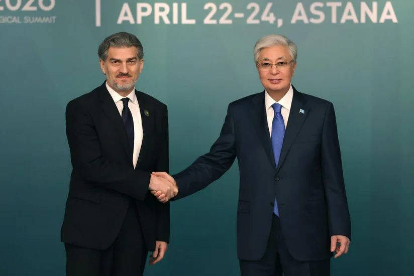 Gürcüstan və Qazaxıstan prezidentləri Orta Dəhlizin inkişafını müzakirə ediblər