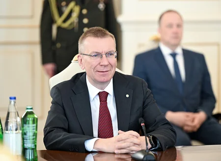 Presidents of Azerbaijan, Latvia hold expanded meeting