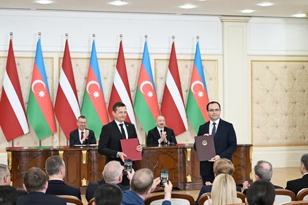 Azerbaijan–Latvia documents exchanged