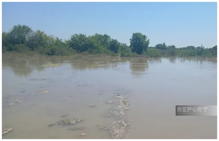 В Агджабединском районе произошел прорыв плотины на реке Кура