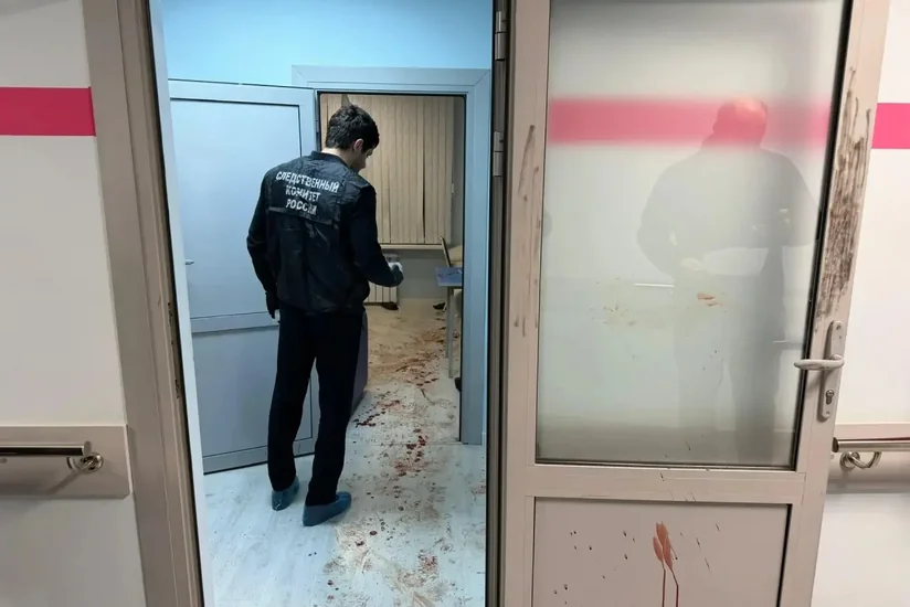 В Дагестане мужчина напал с ножом на врачей в больнице