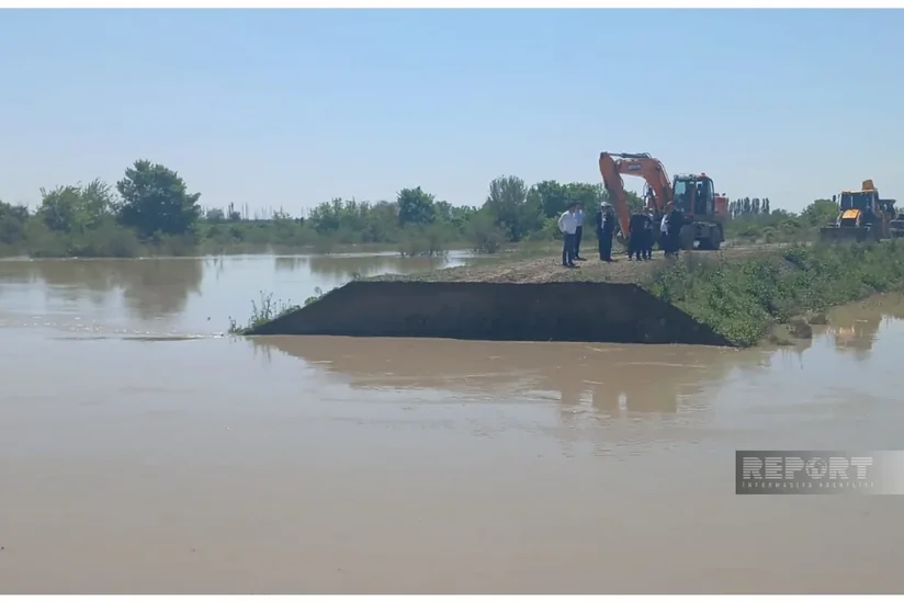 Ağcabədidə Kür çayında yarılan bənd bərpa edilib