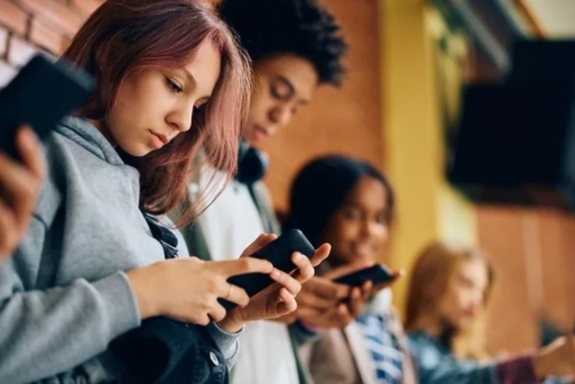 Норвегия готовит запрет соцсетей для детей до 16 лет