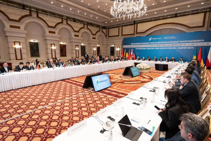 Страны ТМТМ согласовали меры по цифровизации грузоперевозок