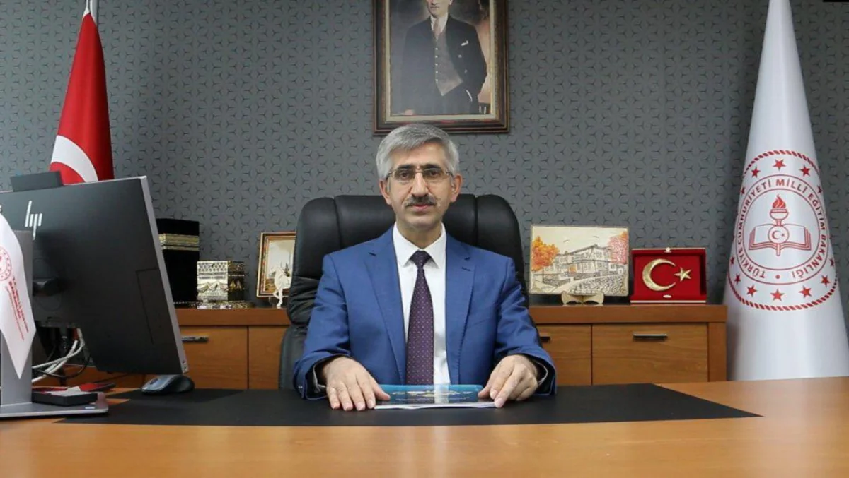 Türkiyədə məktəblərdə baş verən cinayətlər fonunda Təhsil Nazirliyində kadr dəyişikliyi olub