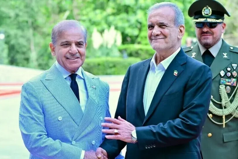 Şahbaz Şərif və Məsud Pezeşkian regional məsələləri müzakirə ediblər