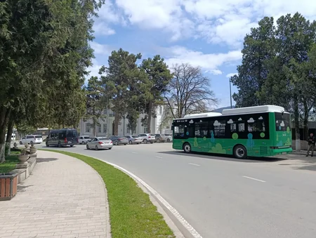 В Ханкенди запущены внутригородские автобусные маршруты