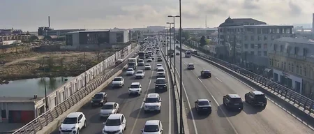 Həftənin ilk günü Bakının bir sıra yollarında nəqliyyatın sıxlığı yaranıb