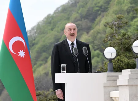 President Ilham Aliyev, Czech Prime Minister Andrej Babiš deliver press statements