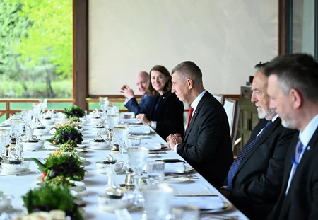 Qəbələdə Prezident İlham Əliyevin adından Çexiyanın Baş nazirinin şərəfinə rəsmi lanç verilib