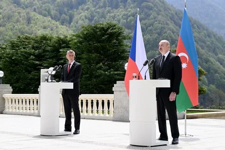 President Ilham Aliyev, Czech Prime Minister Andrej Babiš deliver press statements