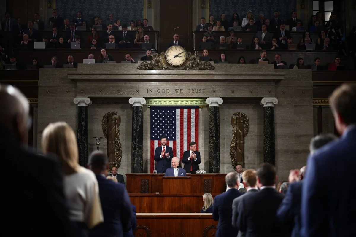 III Çarlz: Ukraynanın bizim güzəştsiz dəstəyimizə ehtiyacı var