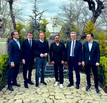 Almaniya Bundestaqının nümayəndə heyəti Şuşa və Xankəndidə olub