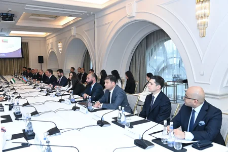 Azerbaijan, UAE hold meeting of Cooperation Committee on Comprehensive Strategic Partnership