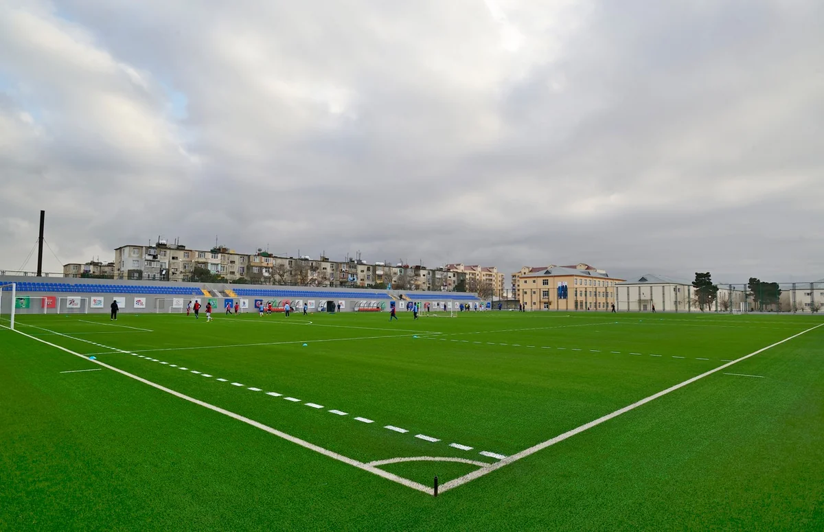 Binə stadionunun süni ot örtüyü FIFA sertifikatına layiq görülüb