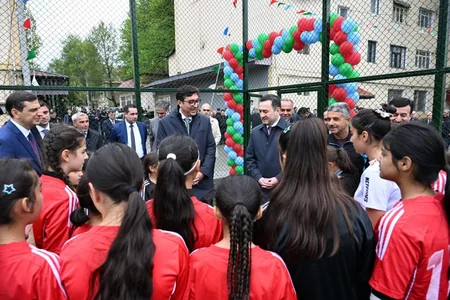 İsmayıllı şəhərində Sağlam məhəllə layihəsi çərçivəsində yeni idman zonası açılıb