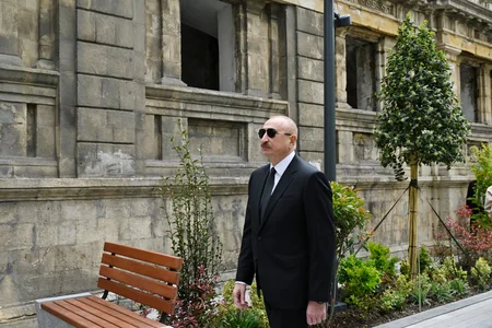 İlham Əliyev Bakının İslam Səfərli küçəsinin yenidənqurmadan sonra açılışında iştirak edib