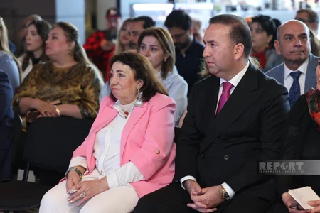 Azərbaycan Xalçaçılıq İnciləri layihəsinin təqdimat mərasimi keçirilib