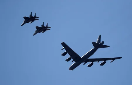 ABŞ-nin bombardmançı təyyarələri Britaniyada bazadan yeni təlim uçuşları keçirib