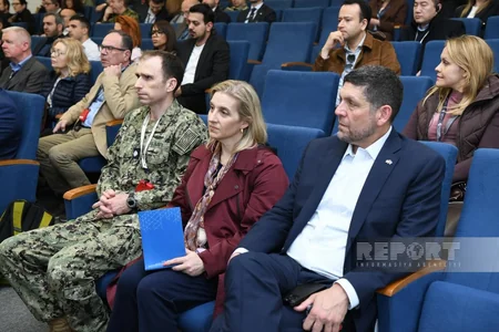 Представители дипкорпуса посетили Карабахский университет