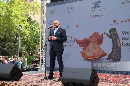 İçərişəhərdə Beynəlxalq Xalça Festivalının açılış mərasimi keçirilib - YENİLƏNİB