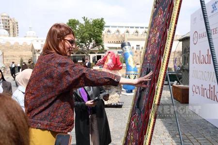İçərişəhərdə Beynəlxalq Xalça Festivalının açılış mərasimi keçirilib - YENİLƏNİB