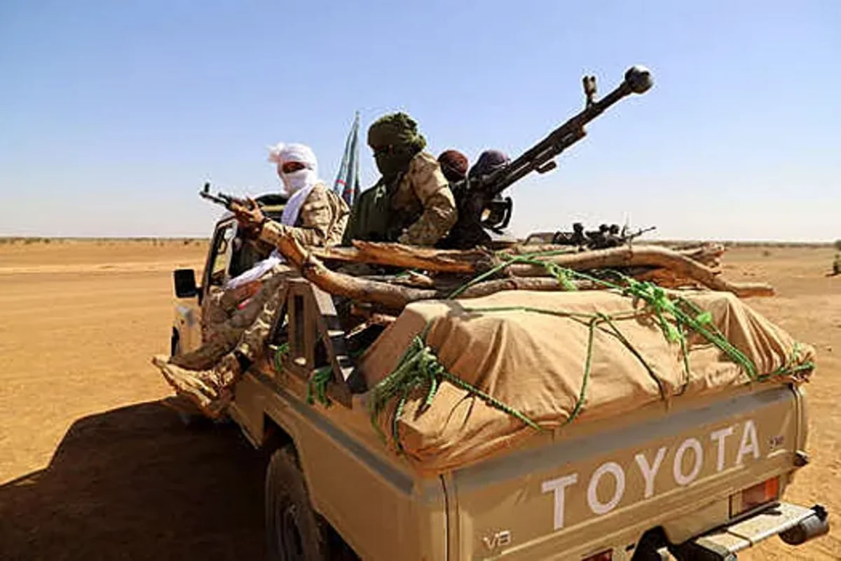 Üç Afrika ölkəsi Malidə yaraqlılara qarşı hərbi əməliyyat keçirib
