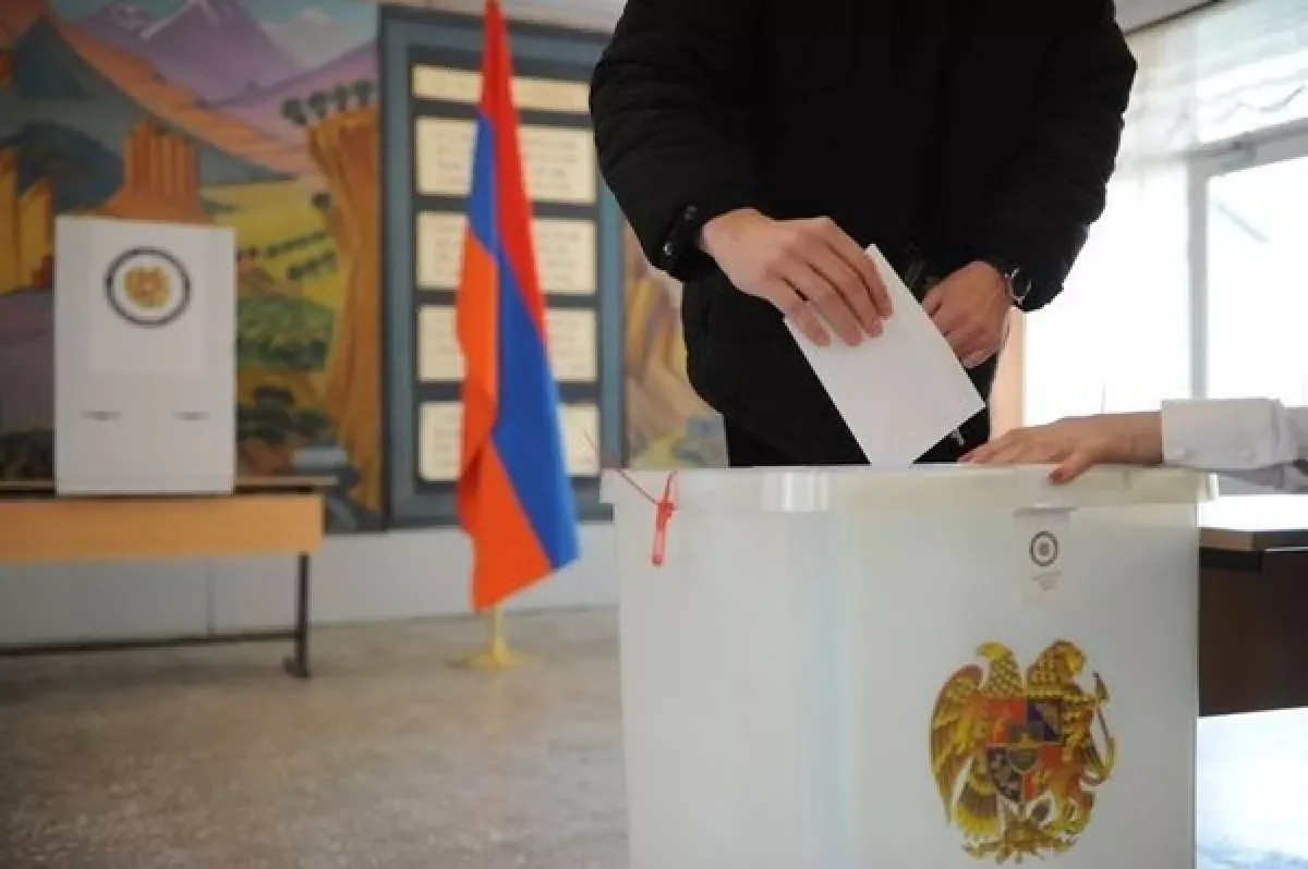 В предстоящих парламентских выборах в Армении примут участие 19 политсил