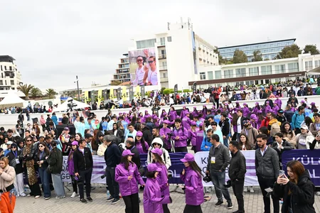 Bakı Marafonu 2026nın start və finişində konsert olub