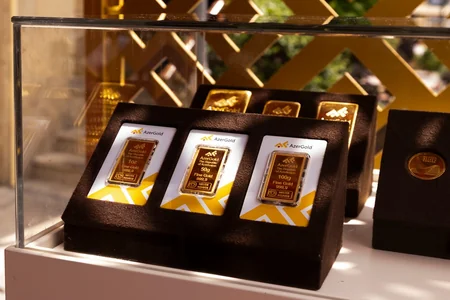 AzerGoldun qızıl və gümüş məhsulları Beynəlxalq Xalça Festivalında nümayiş olunub