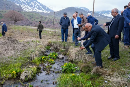 Bir qrup din xadimi Naxçıvanda tarixi abidələrlə tanış olub