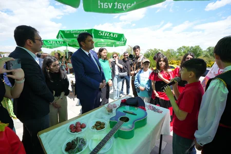 NDU nəzdində Beynəlxalq Kembric Məktəbində Mədəniyyət Festivalı keçirilib