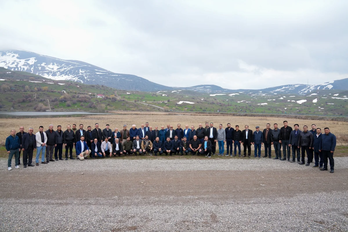 Bir qrup din xadimi Naxçıvanda tarixi abidələrlə tanış olub