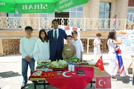 NDU nəzdində Beynəlxalq Kembric Məktəbində Mədəniyyət Festivalı keçirilib