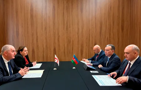 Azərbaycan nümayəndə heyəti ADB-nin İllik Toplantısı çərçivəsində işgüzar görüşlər keçirib